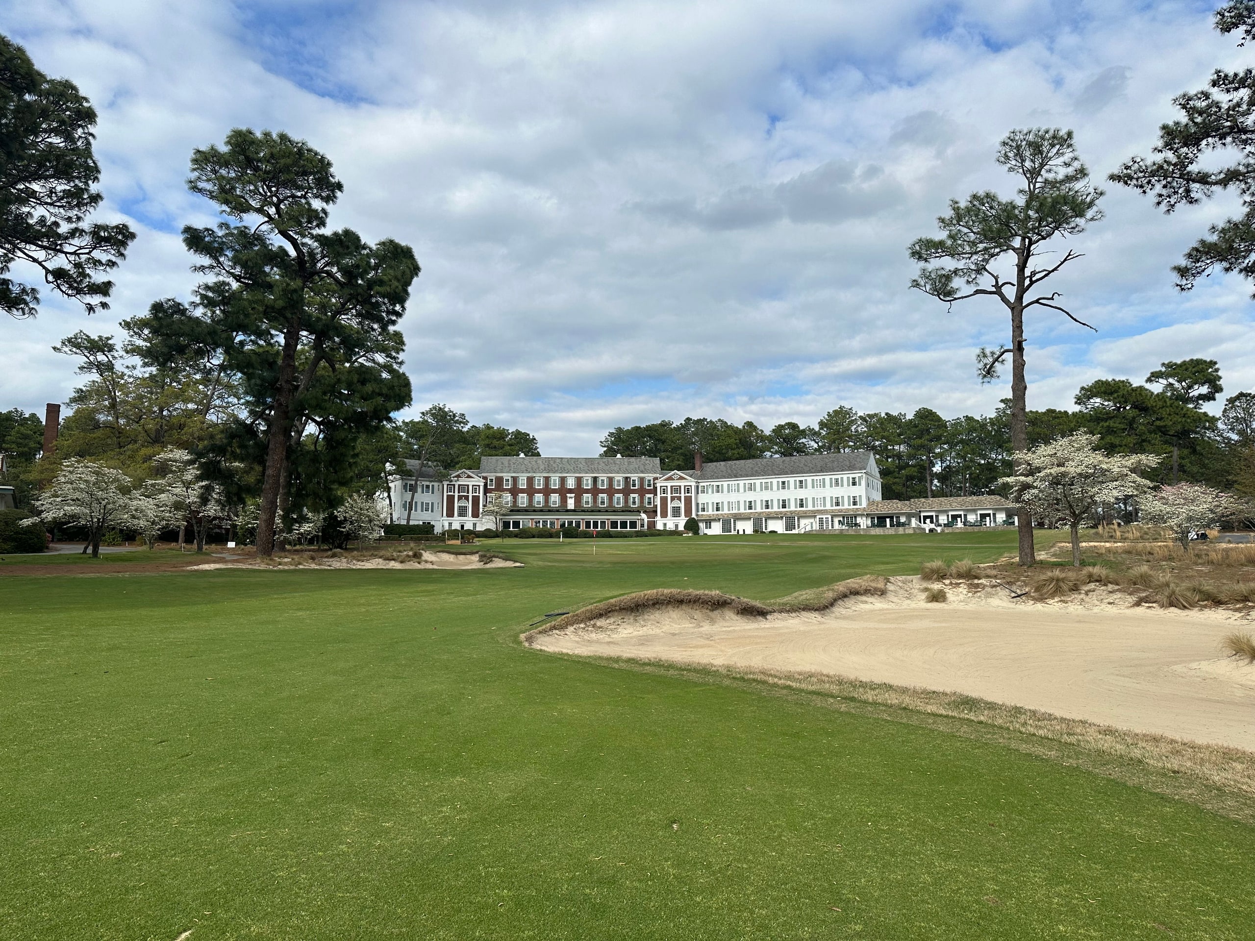 Mid Pines Inn at Mid Pines Inn & Golf Club — 🇺🇸 Southern Pines, NC, USA